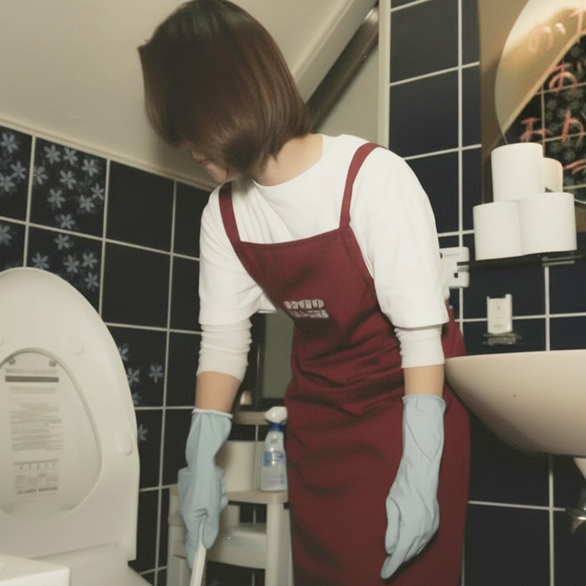 【5月／グループ】どこか奇妙な職業体験 根津一軒家清掃 スライド画像2