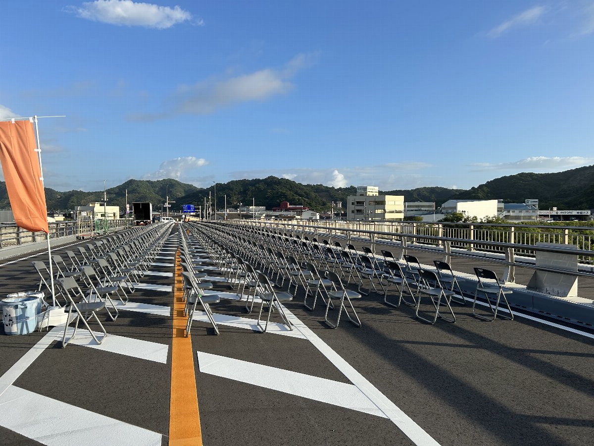 【第44回紀文まつり】特別観覧席（有田サンブリッジ席） スライド画像2